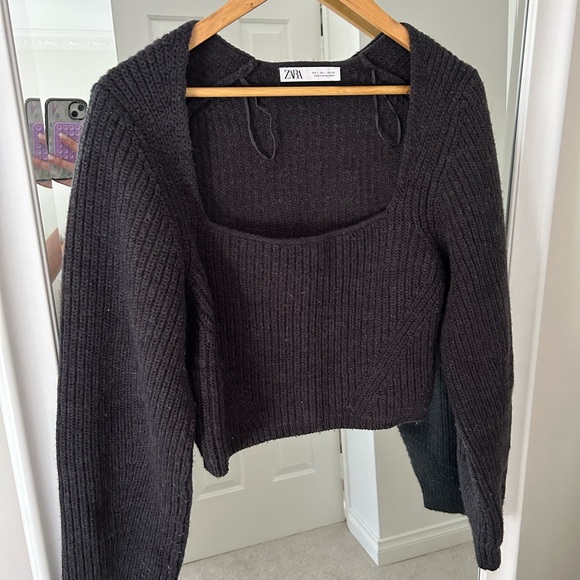 Zara Sweaters - Zara square neck cropped sweater